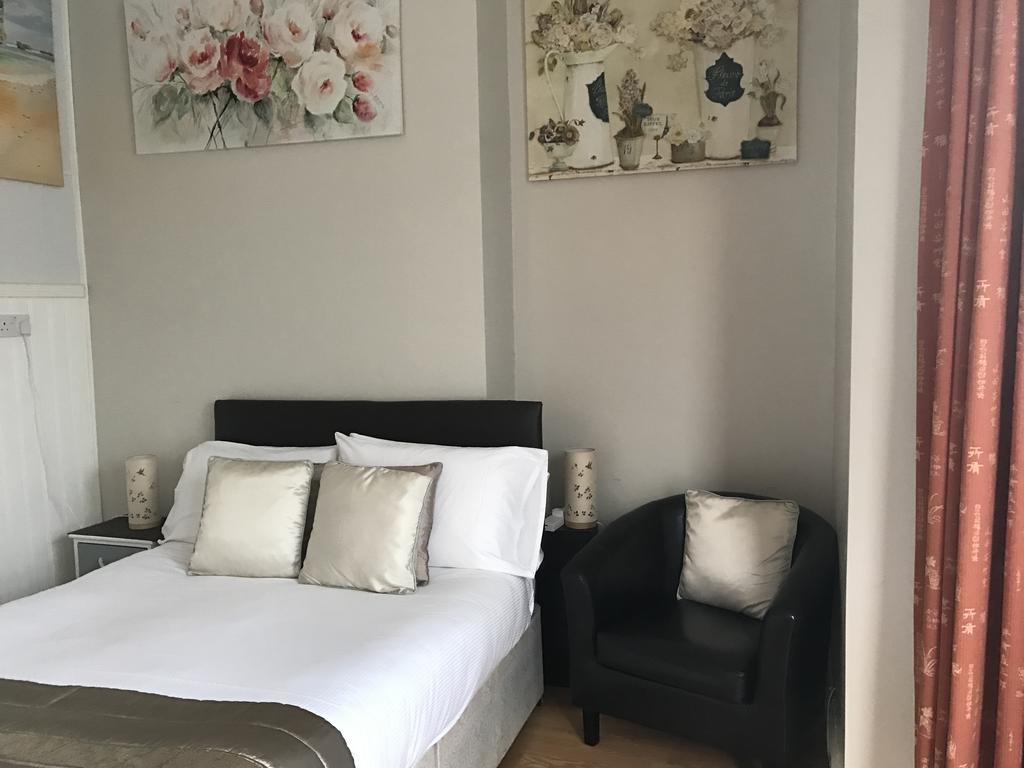 Lighthouse Guest House Whitley Bay Εξωτερικό φωτογραφία