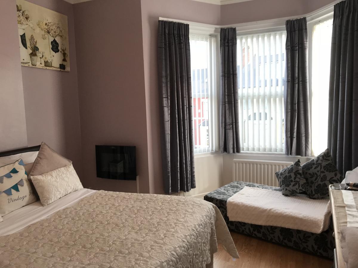 Lighthouse Guest House Whitley Bay Εξωτερικό φωτογραφία