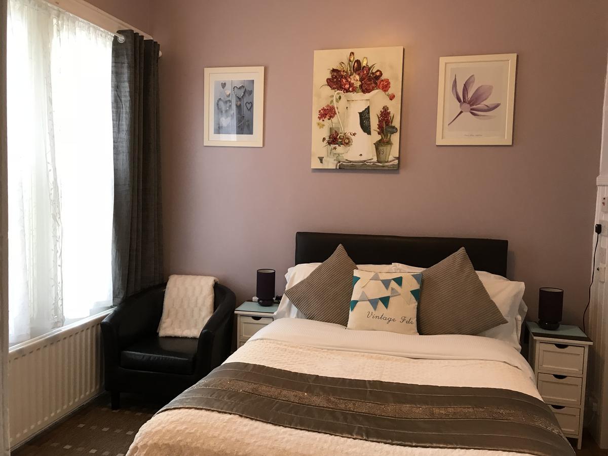 Lighthouse Guest House Whitley Bay Εξωτερικό φωτογραφία