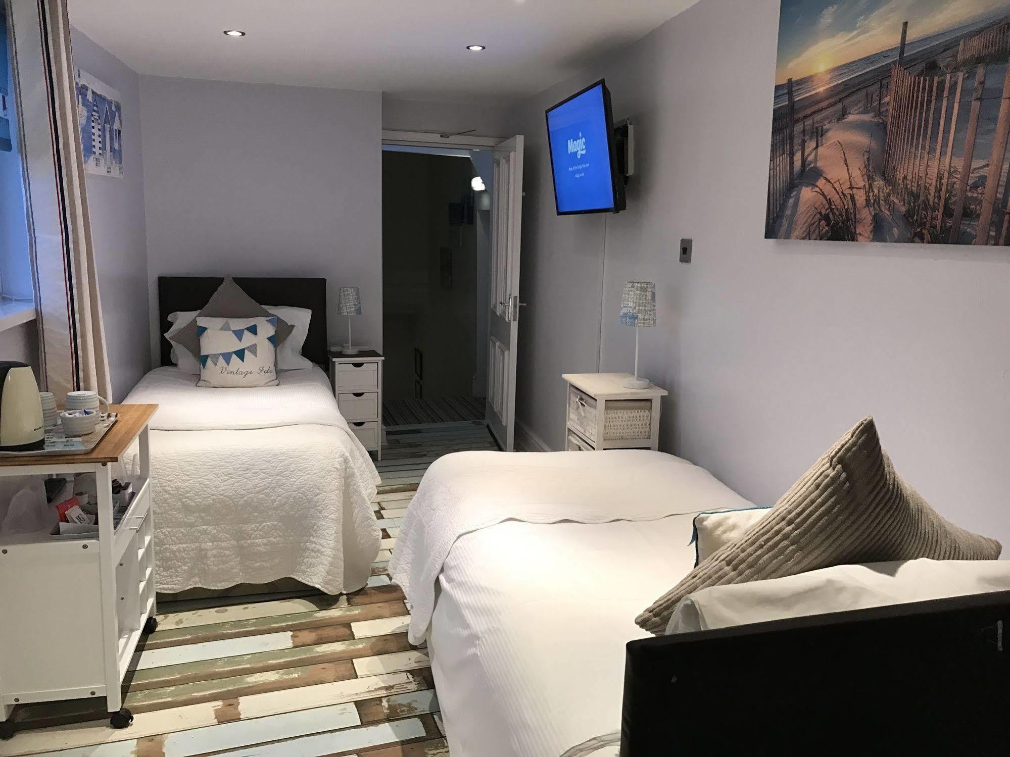 Lighthouse Guest House Whitley Bay Εξωτερικό φωτογραφία